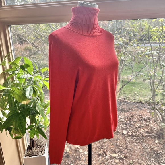 Valerie stevens NWT Terracotta orange long sleeve turtleneck - Picture 2 of 7